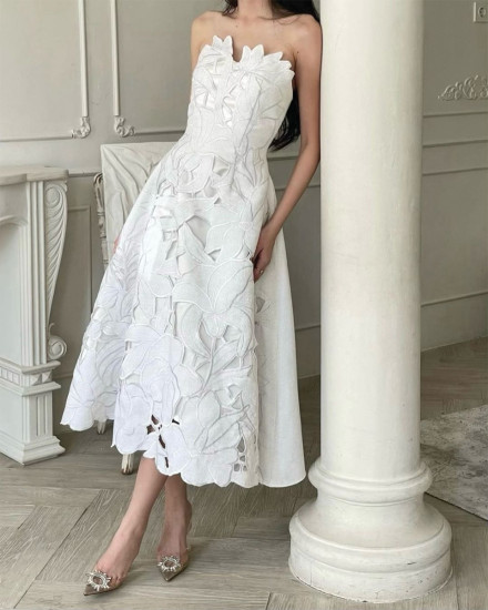 Claudy Dress In White